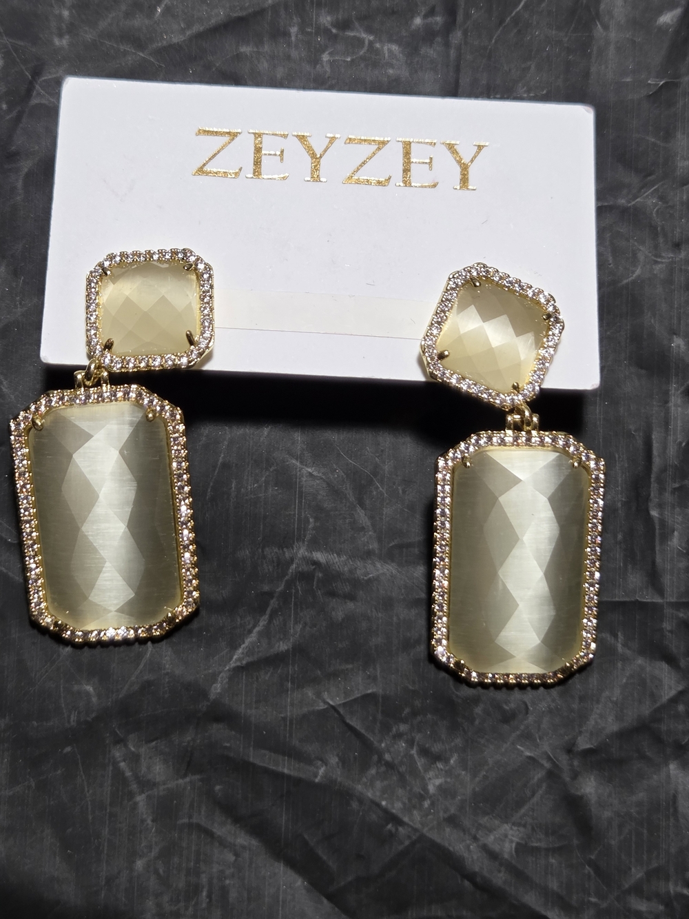 ZEYZEY 18k Gold Plated Yellow Cat-Eye Rhinestone Drop Earrings NWT